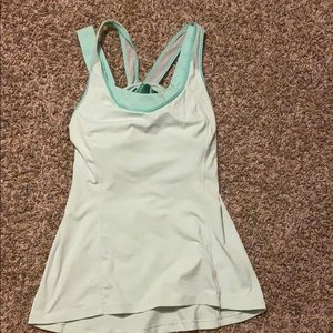 Women’s lululemon running tank (with built in bra)